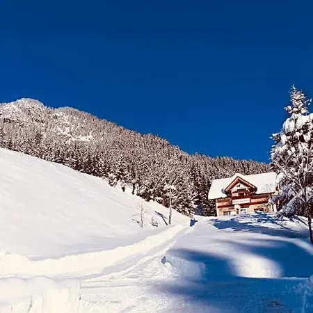 Chalet Alpenrose *
