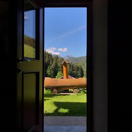 Alpenrose Alpstuga *